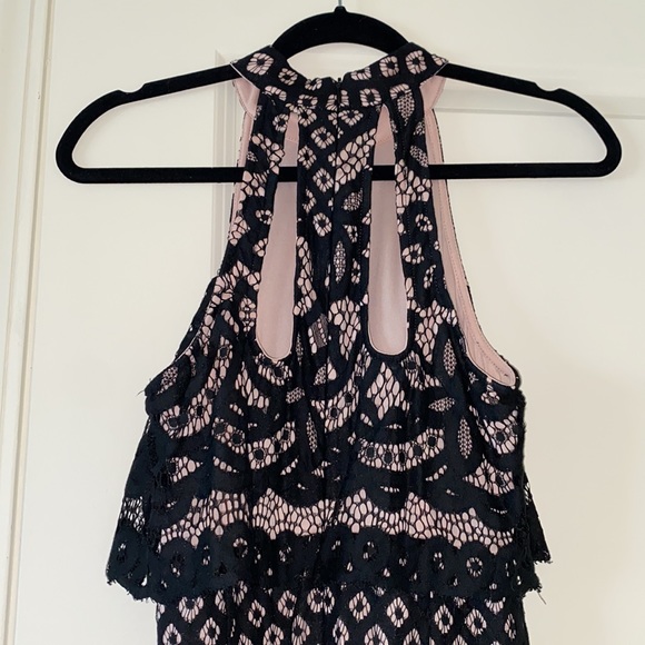 Black lace dress - Picture 4 of 4